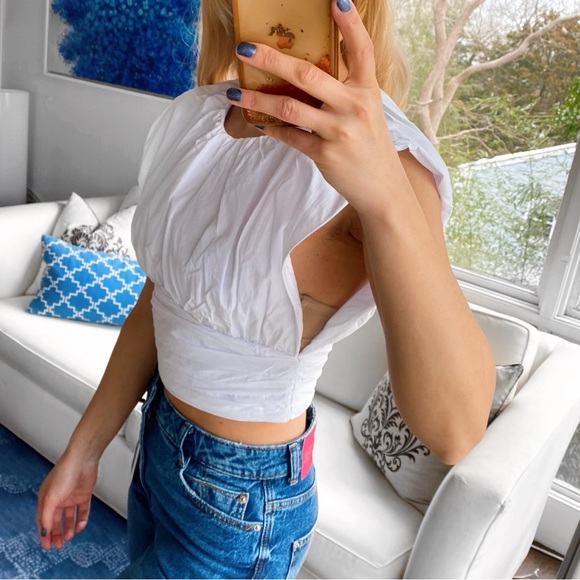 🐚 ZARA WHITE RUCHED CROP TOP! - Picture 3 of 16